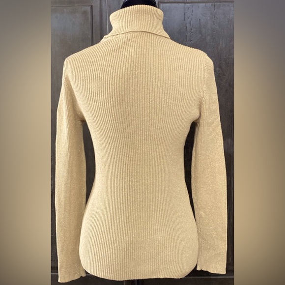 Basic Edition gold sparkly turtleneck sweater - Size Medium - Picture 3 of 9